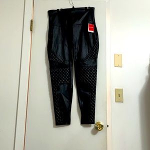 NWT Spanx Quilted Faux Leather Leggings Size XL
